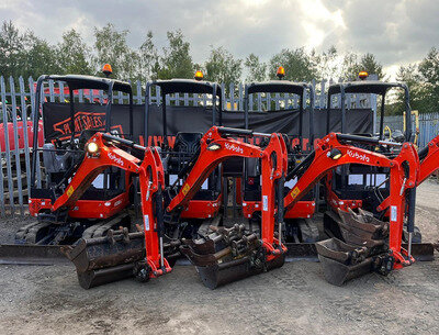 Excavators; 1.5, 3-6 Ton Takeuchi, Kubota, Volvo, Hitachi, Kobelco Mini Digger
