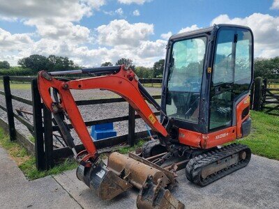 KUBOTA KX016-4 year 2017 1.6t CAB Mini Excavator / Digger KUBOTA KX016-4 year 2017 1.6t CAB Mini Excavator / Digger