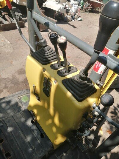 Mini Micro digger. 2017 Wacker Newson. Yanmar 2500hrs £ 6795 No VAT Coventry