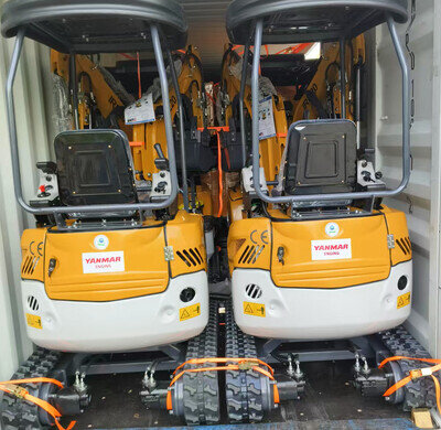 2025 YANMAR engined mini digger 180mm wide tracks c/w hydraulic thumb canopy etc