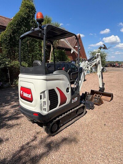 Bobcat E19 mini digger Excavator Exp Track 2022 JCB Kubota Hitachi 500 Hours Bobcat E19 mini digger Excavator Exp Track 2022 JCB Kubota Hitachi 500 Hours