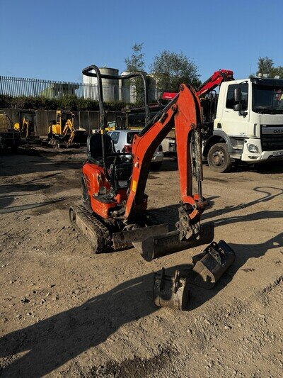 Kubota U10-3 micro mini takuchi jcb sany bobcat digger self build farm Kubota U10-3 micro mini takuchi jcb sany bobcat digger self build farm