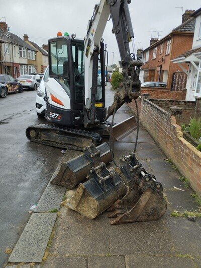 Bobcat E27Z Bobcat E27Z