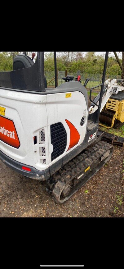 Bobcat E19 mini digger excavator Bobcat E19 mini digger excavator