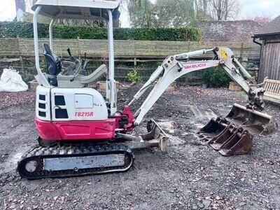 TAKEUCHI TB215R MINI DIGGER/EXCAVATOR TAKEUCHI TB215R MINI DIGGER/EXCAVATOR