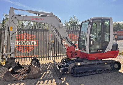 Takeuchi TB250 Excavator, Only 2770 Hrs, 4 Buckets, HH, Yr 2018, 5 Ton Digger Takeuchi TB250 Excavator, Only 2770 Hrs, 4 Buckets, HH, Yr 2018, 5 Ton Digger
