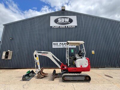 1.5 2 ton mini digger excavator, Takeuchi TB216, 2015! Only 2238 Hrs! *3 x bkts* 1.5 2 ton mini digger excavator, Takeuchi TB216, 2015! Only 2238 Hrs! *3 x bkts*