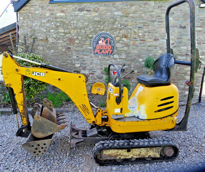 JCB MICRO DIGGER, 8010, MINI DIGGER, EXCAVATOR, 3 buckets