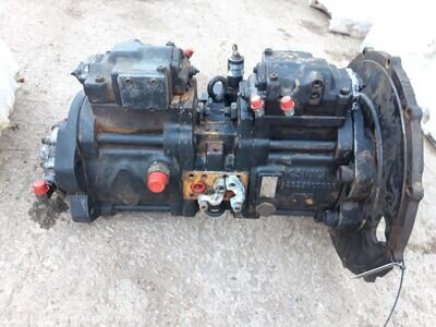 JCB JS220 HYDRAULIC PUMP K3V112DT INC VAT. £1800+VAT & FEES