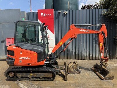 Kubota KX030-4 year 2017 3t Mini Excavator / Digger +Q/H +3 Buckets £15600+VAT Kubota KX030-4 year 2017 3t Mini Excavator / Digger +Q/H +3 Buckets £15600+VAT