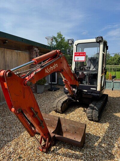 kubota KX61-3 mini digger excavator 2.6 Tonne kubota KX61-3 mini digger excavator 2.6 Tonne
