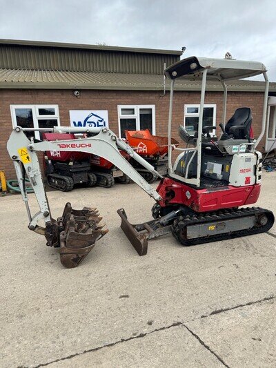 Takeuchi tb215r 1.5 ton mini excavator digger Takeuchi tb215r 1.5 ton mini excavator digger