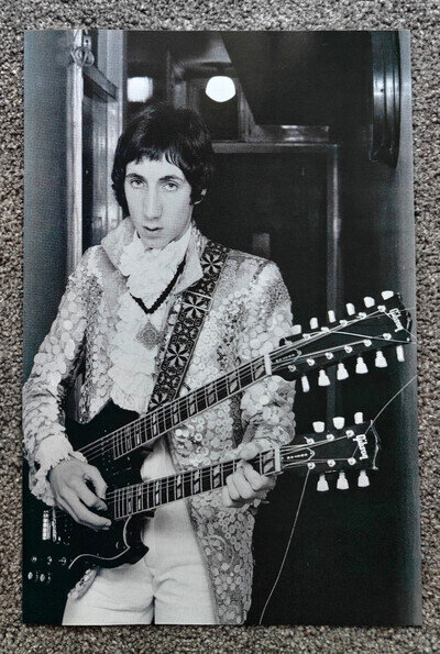 The Who / Pete Townshend - Black & White Magazine Picture / Mini-Poster - RARE The Who / Pete Townshend - Black & White Magazine Picture / Mini-Poster - RARE