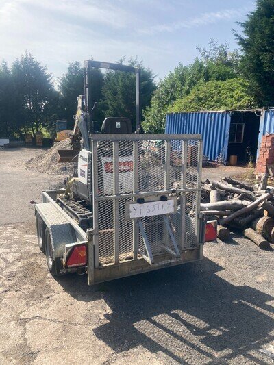 Micro Digger-Bob Cat E10
