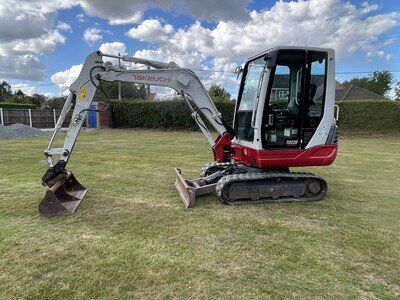 Takeuchi TB228 Mini Digger 2.8 ton, 2015 - NO VAT Only 1072 Hours