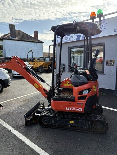 Kubota U17 Mini Digger