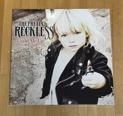 The Pretty Reckless - Light Me Up - Limited Black Marble Splatter Vinyl - SEALED