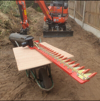 Mini Digger Hedge Cutter Hydraulic Finger Bar Mower Larg 1.8m not flail No vat