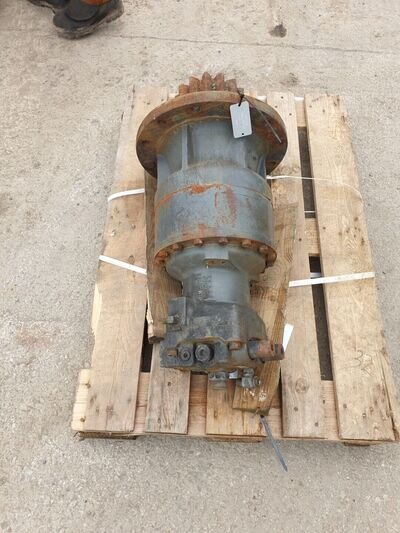 CASE CX210/CX230 SLEW REDUCTION UNIT PN:KRC0226 INC VAT. £2650+VAT & FEES