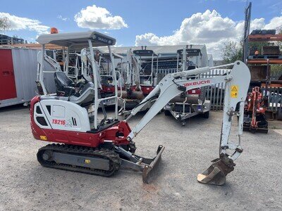 Takeuchi TB216 Mini Digger, Q/H, 3 buckets £13500.00 + Vat