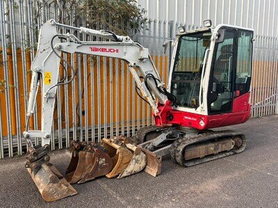 2017 Takeuchi TB230 Mini Digger Excavator Quickhitch and 5 buckets