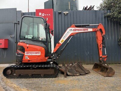 Kubota U27-4 y2017 3749 hours 2.7t Mini Excavator / Digger +4 Buckets £14600+VAT