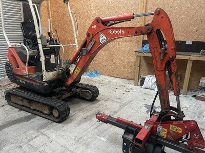 Kabul’s 1.5 Ton Mini Digger KX41-3V