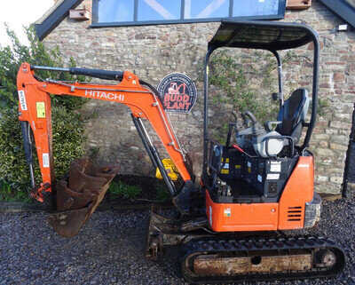 HITACHI 19U MINI DIGGER, 1.9t, EXCAVATOR, 3 buckets & hitch