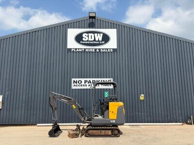 1.5 2 ton mini digger, Volvo EC15D, 2017! ** NEW QH & 3 x bkts