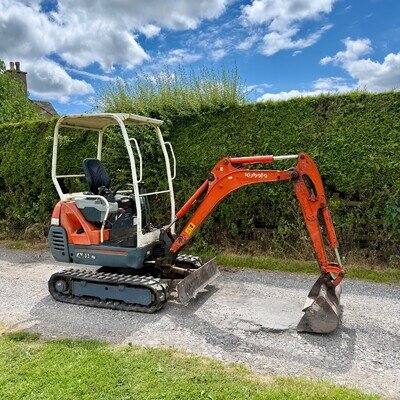 Kubota kx41-3 1.6 ton mini digger with expanding tracks and two speed tracking N