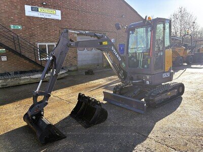 Volvo ECR25D 2490Kgs Mini Digger Excavator 2025 10 Hours, Ex Demo, Full Warranty
