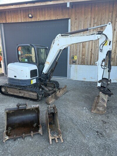 Bobcat E60 Mini Digger Excavator 6 Ton Takeuchi Kubota Doosan JCB
