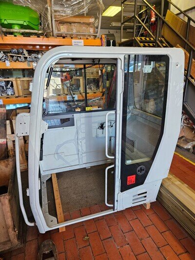 TAKEUCHI TB295W CAB ASSY - NO DOOR
