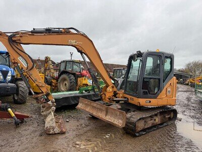 case cx80lc tracked digger 2016 6300 hours extra lines one owner