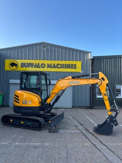 Buffalo 4 Ton Mini Digger - Excavator - Quick Hitch - Cabbed - Yanmar Engine