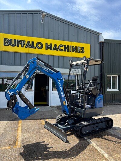 Rippa R18 Mini Digger With Kubota Diesel Engine , Mini Excavator, Micro Digger