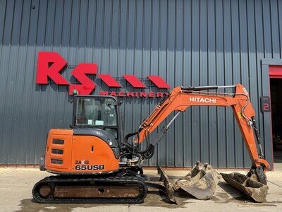 Hitachi ZX65 USB-5A y2019 just 4314 hrs 6 t Mini Excavator Digger £25200+VAT