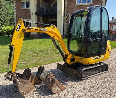2011 JCB 8014 CTS CABBED MINI DIGGER, EXCAVATOR, 1.6 TON, 4 BUCKETS, NO VAT