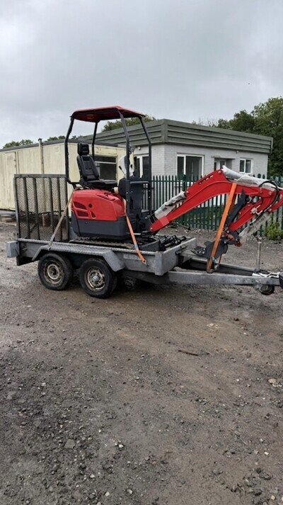 KOOP Mini Tracked Excavator KD192FC-1 with Bucket, Buckets & Attachments