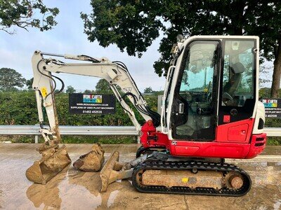 2017 Takeuchi TB230 Excavator / £15,995 + VAT