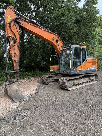 Doosan DX140LC Digger Excavator Owner Driver Twin Lines Hitachi 13/14 Ton JCB