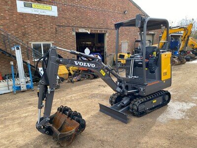 Volvo EC15E, 1556kgs, Mini Digger Excavator, 2025, Ex Demonstrator, Only 5 Hours